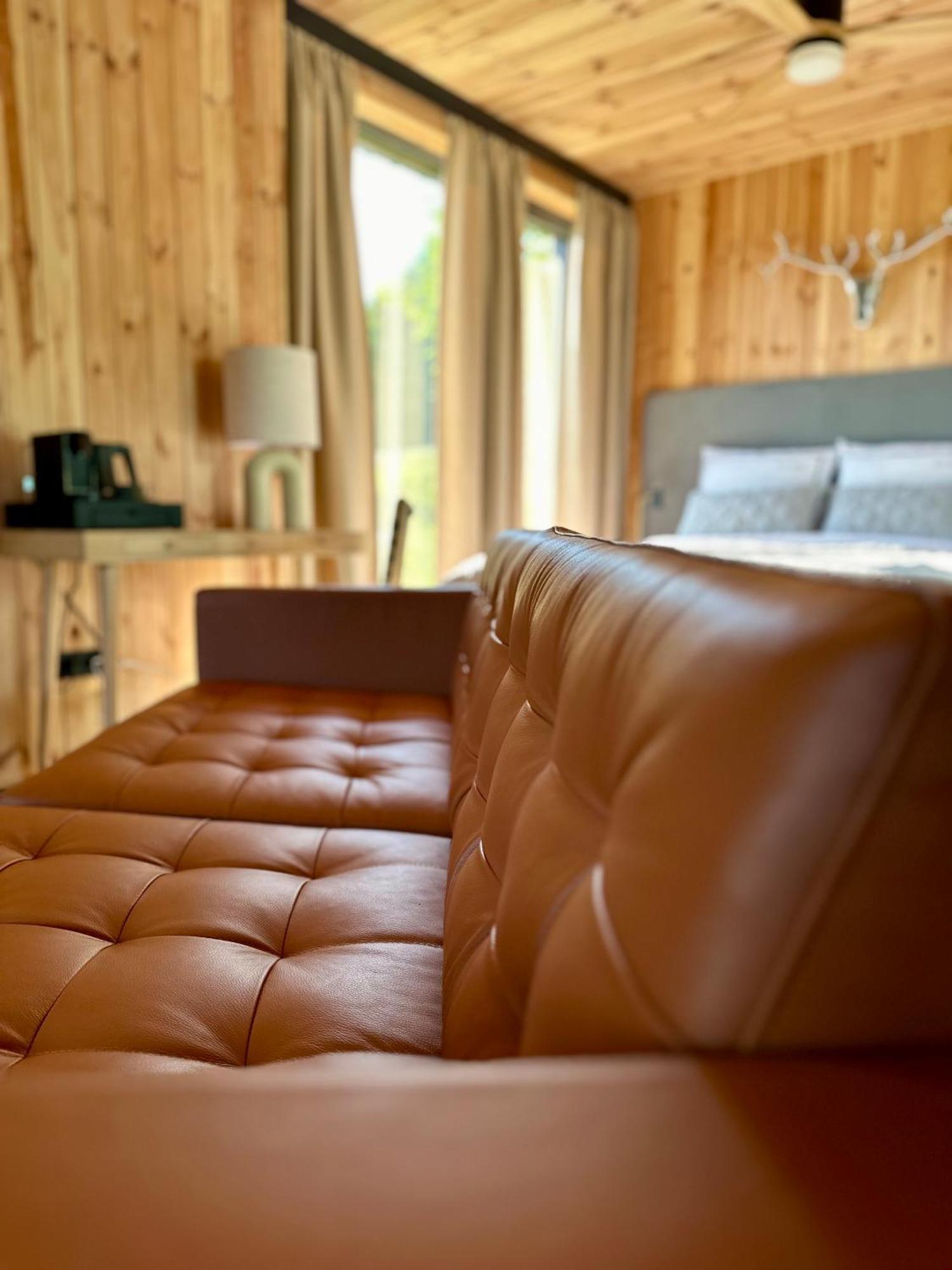 Brown Deer - Z Sauna Na Tarasie, Jacuzzi I Widokiem Na Gory - By Deer Hills Luxury Apartments Kocon Εξωτερικό φωτογραφία